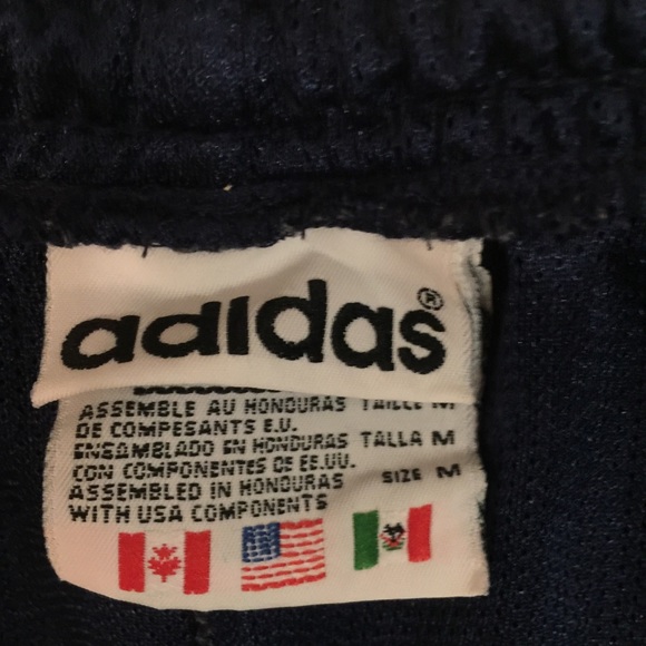 VINTAGE, Kid’s ADIDAS: Classic Shorts - Picture 2 of 4